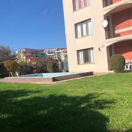 Apartment Dunav Apt.4 *